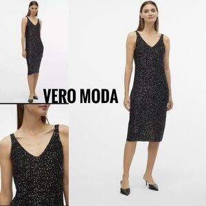 ❤️BNWT Vero Moda Women’s VMLEILANI NEW STRAP V-NECK BLK DRESS size S